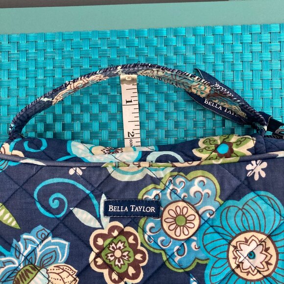 Bella Taylor Travel Cosmetic Jewelry Zip Around Case - Picture 10 of 16